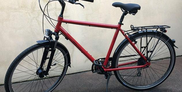 Vorschaubild  Schnäppchen-Rotes Herren Bike 28“–„Velo de Ville“–Neu !