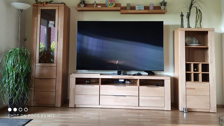 Wohnzimmerschrank