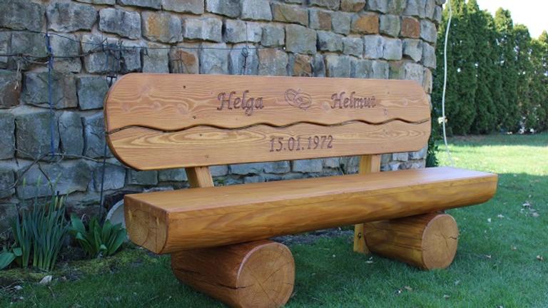 Rentners Geschenk. Holzbank. Hochzeitsgeschenk. Gartenbank.
