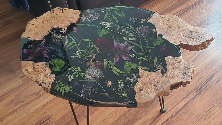 Design-Beistelltisch