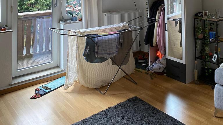 ab sofort: WG-Zimmer  unmöblliert in 4er WG am Cheruskerring