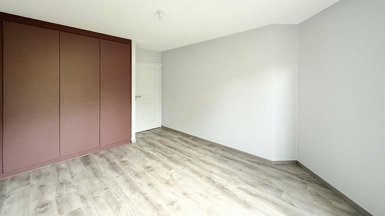 Unmöblierte 3-Zimmer-Wohnung mit 64 m² zu vermieten in Leipzig