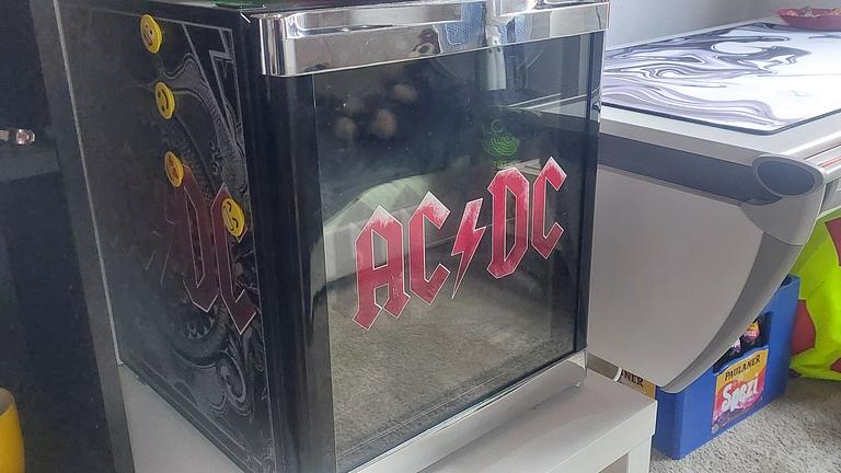 Kühlschrank zu verkaufen