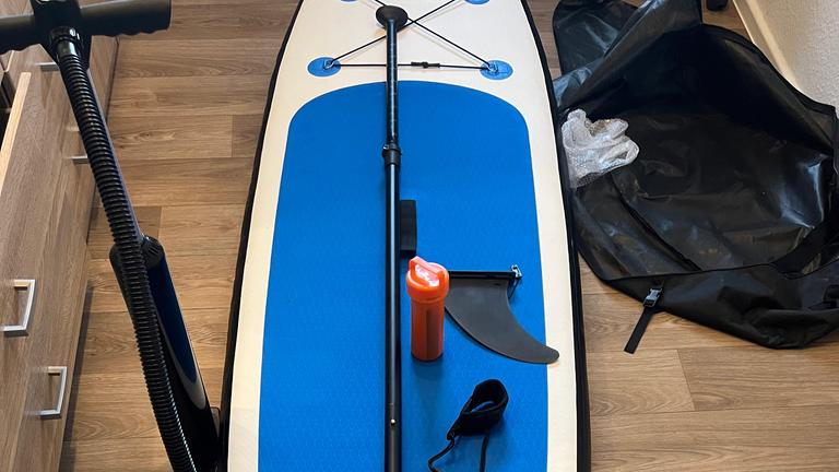 Verkaufe SUP Board (Talamex 10.6) und Intex Kajak wegen Platzmangel