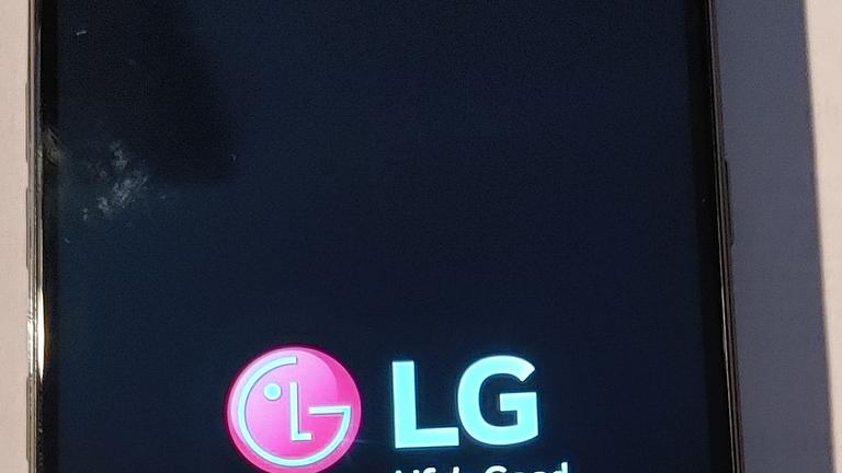 Smartphone LG K61