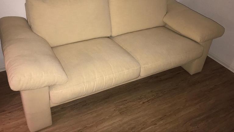 Vorschaubild Gemütliches kleines Sofa