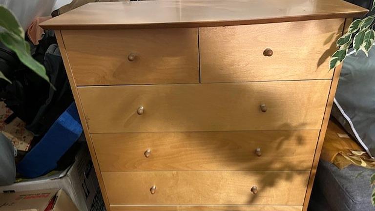 Schubladenkommode, helles Holz