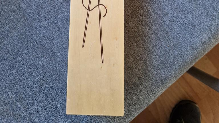 Stricknadel-Box mit Inhalt