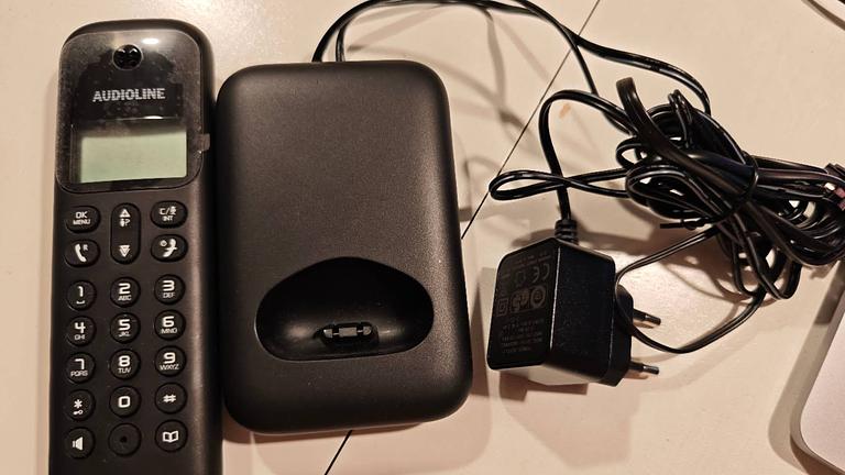 Verkaufe ein Telefon mit Anrufbeantworter