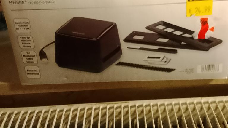 USB-Diascanner von Medion. 8 Euro