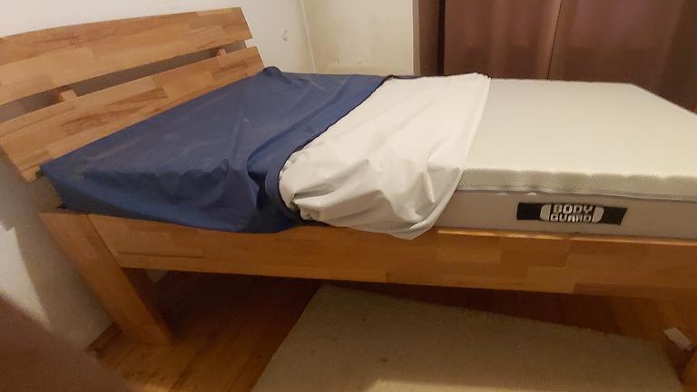 Seniorenbett