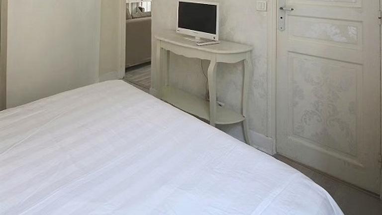 Möblierte 2-Zimmer-Wohnung mit Garage in Leipzig zu vermieten
