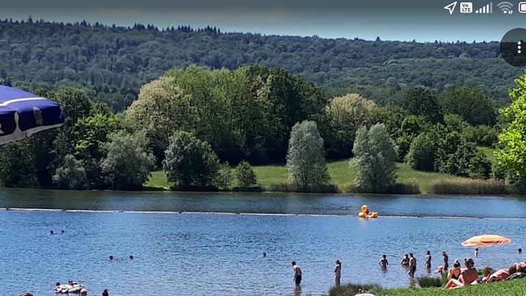 Schöner ruhiger idyllischer Dauerstellplatz
