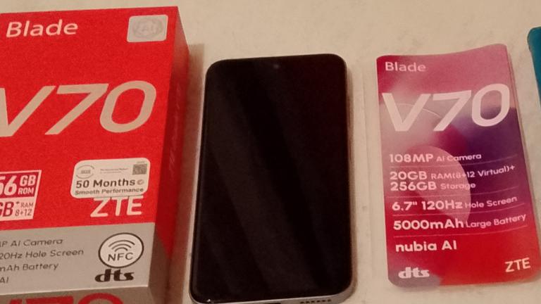 ZTE Blade V70 256 GB Stardust Gray Dual SIM Smartphone Handy Mobiltelefon + Hüll