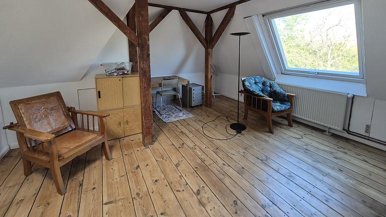 Gemütliches Dachgeschoßzimmer in Zehlendorf - 10min mit dem Fahrrad zur FU