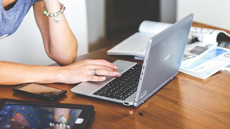 Korrekturlesen von Abschlussarbeiten: Mensch statt KI