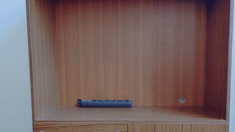 Schränkchen Regal Sideboard f. Anlage o. Fernseher