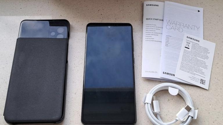 Samsung galsxy 52s.  5G