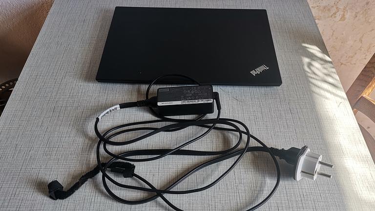 Vorschaubild Lenovo ThinkPad T495 20NJ0007US 14 Touchscreen Notebook 