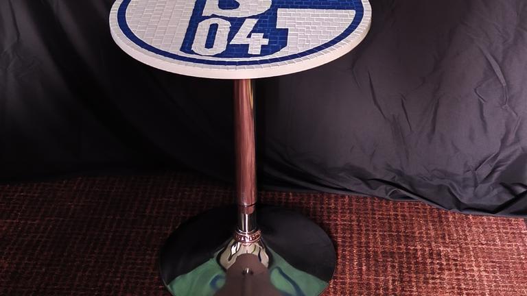 S04 Tisch