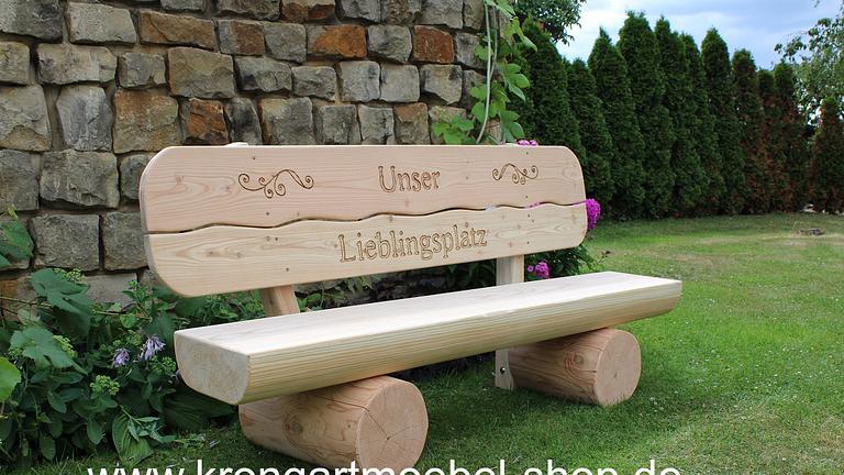 Geschenk für Familien. Holzbank mit Gravur. Rentners Geschenk.