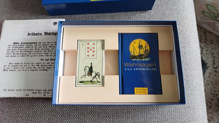 Lenormandkarten und Buch von Buchverlag für die Frau. Sonderausgabe.36Karten Neu