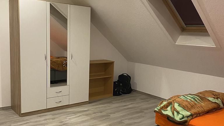 Zimmer ab Mitte September 2025 zu vermieten