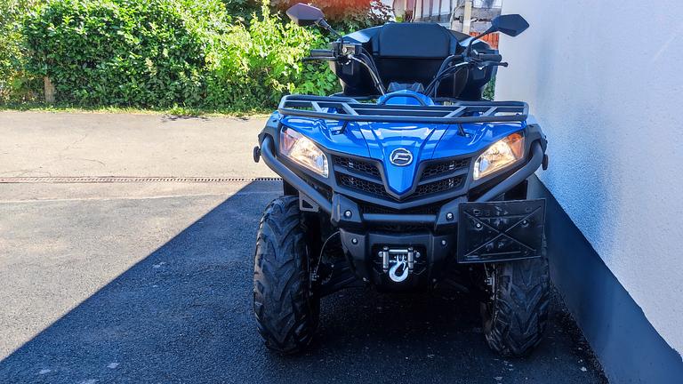 ATV CF Moto CForce 450S mit Anhängerkupplung und Seilwinde 4x4