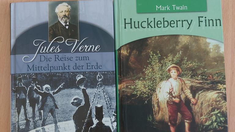 2 Bücher