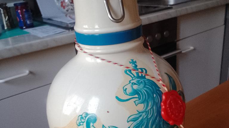 Bierkrug. 15 Euro VB