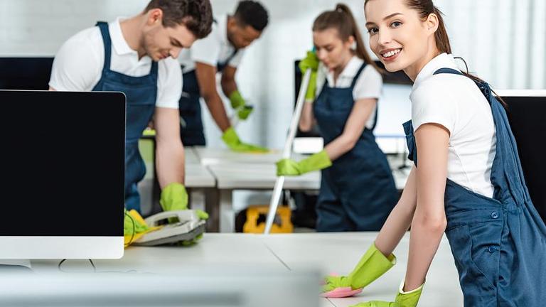 Vorschaubild Reinigungskraft 4.30 - 6.00 Uhr - 520€ Basis - 04209 Leipzig