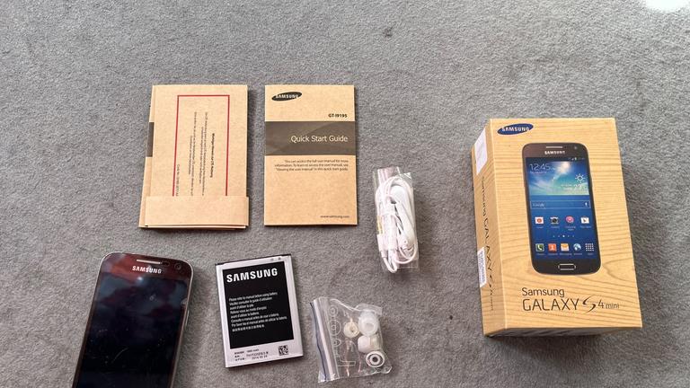 Samsung Galaxy S4 mini GT-I9195 8GB – für Bastler