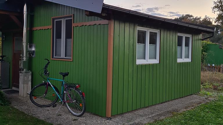 Wochenendhaus auf dem Wochenendplatz Germersheim/Sondernheim - VB 19.500 €