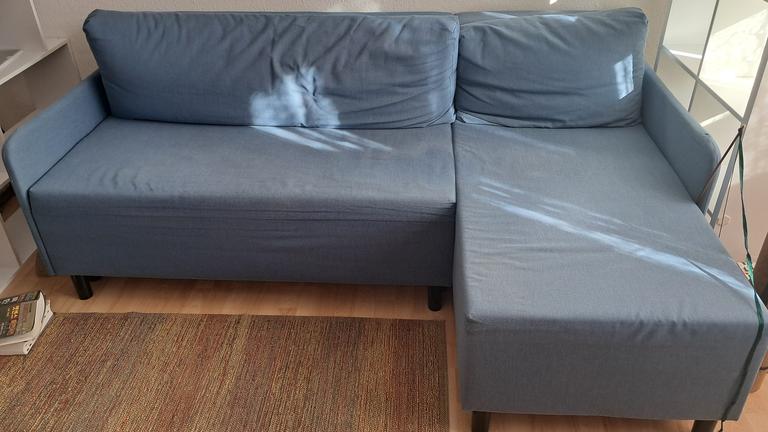 3er--Schlafsofa mit Recamiere und Stauraum zu Verschenken