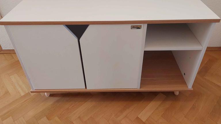 Vorschaubild Schrank für Katzenklo abzugeben