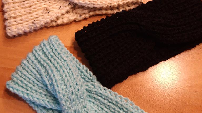 Stirnband handgestrickt