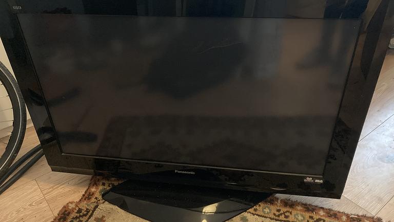 Panasonic Tv zu verschenken
