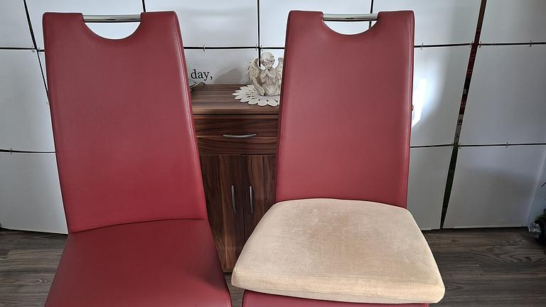 2 Wohn/ Küchenstühle