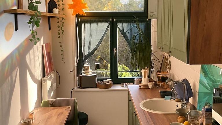 Untermieterin gesucht