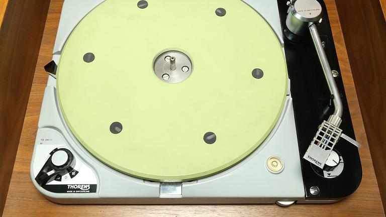 Thorens TD 124 MK II Plattenspieler im Case