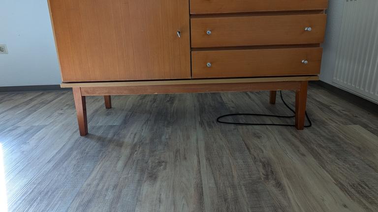 Sideboard / Schrank