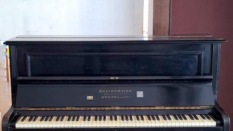 Klavier zu verkaufen