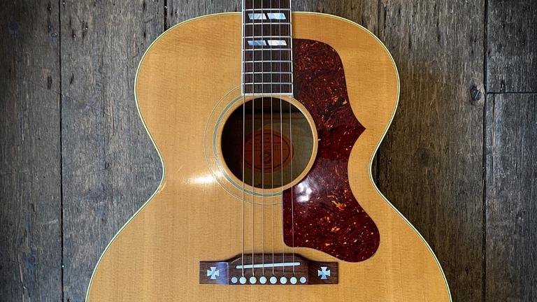 2000 Gibson J-185-N Akustik & Hartschalenkoffer