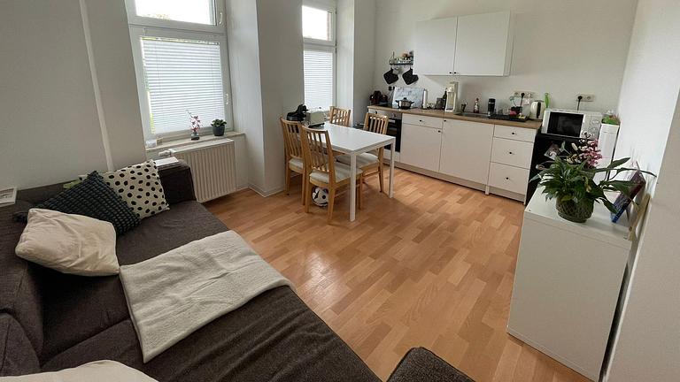 Helles WG-Zimmer im Leipziger Osten