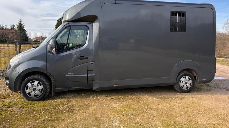 opel movano