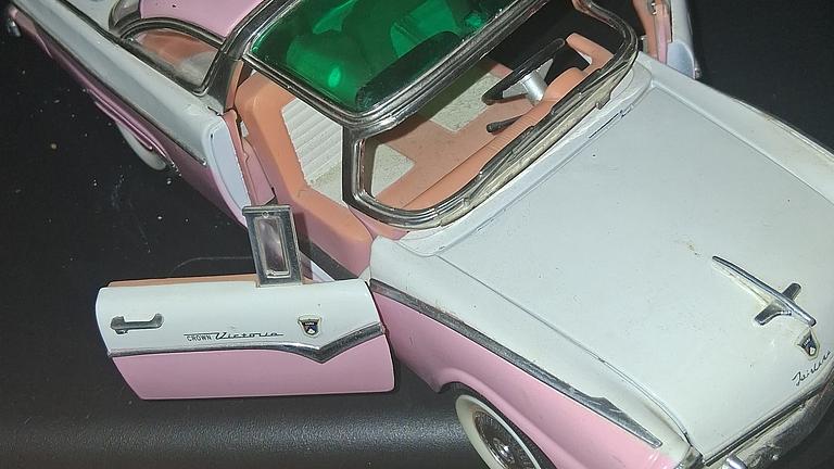 Sammlerautos sehr alt