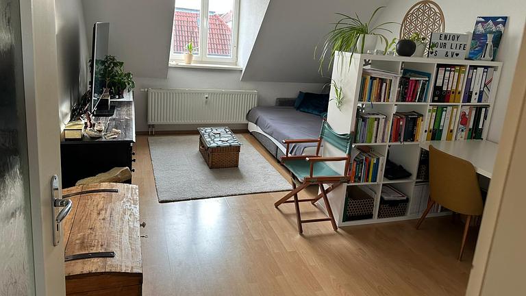 Schöne Zweizimmerwohnung möbliert und auf Zeit zu vermieten