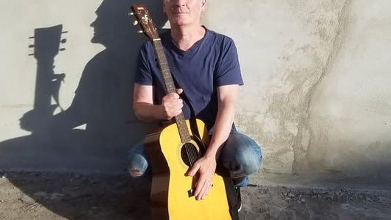 Live-Musik (Gesang & Gitarre) für Geburtstage u.a. private Feiern in Hamburg