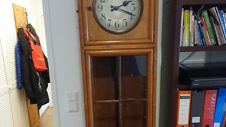 Standuhr, antik, Modell Bruno Paul