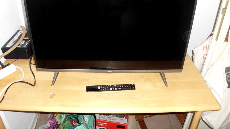 gebe hier einen schönen tlc tvgünstig ab nur für 45euro